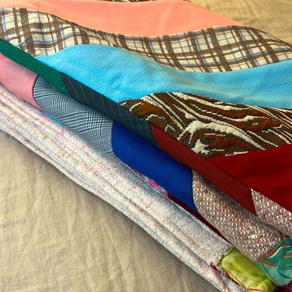 VTG Handmade Striped Crazy Quilt - Picture 10 of 11